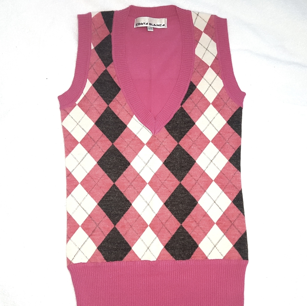 Pink argyle checkered v-neck sweater vest